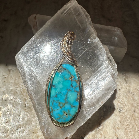 14k Gold Filled Genuine Turquoise Necklace Pendant - Picture 1 of 12
